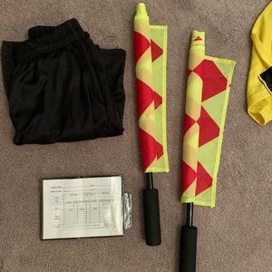 Men’s size Medium soccer ref kit